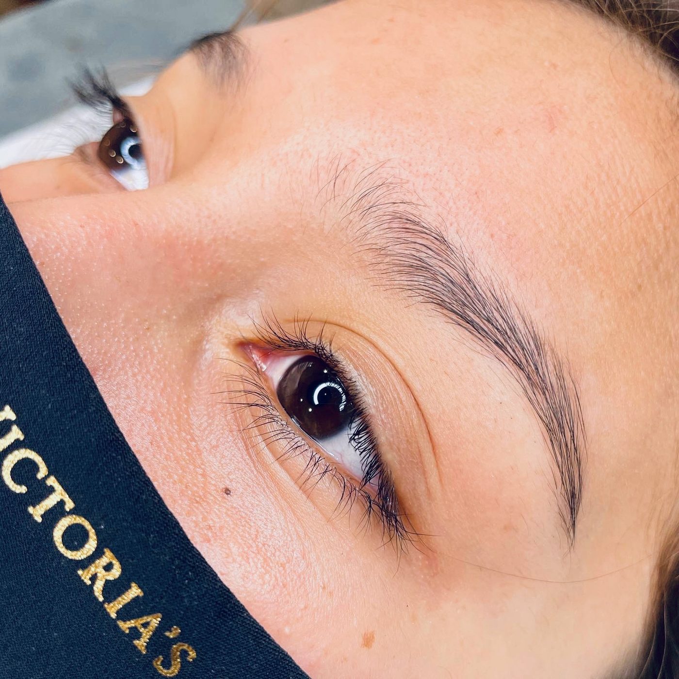 A full custom lash set, close up